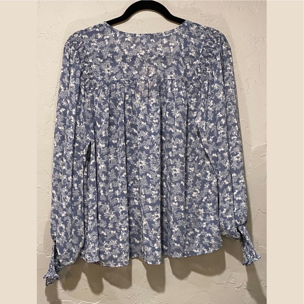 She + Sky Blue Floral Print Blouse - Picture 3 of 3